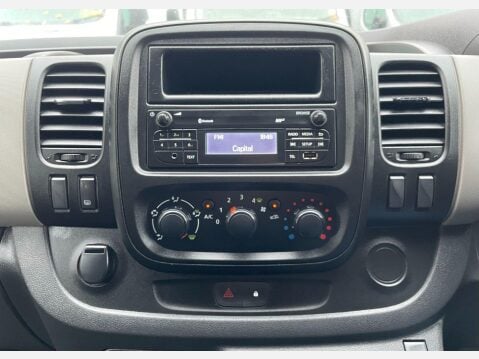 Renault Trafic 1.6 dCi 29 Business+ Panel Van 5dr Diesel Manual LWB Standard Roof Euro 6 ( 29