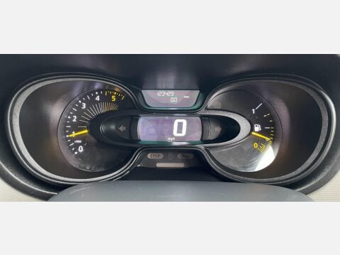 Renault Trafic 1.6 dCi 29 Business+ Panel Van 5dr Diesel Manual LWB Standard Roof Euro 6 ( 27