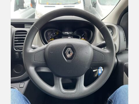 Renault Trafic 1.6 dCi 29 Business+ Panel Van 5dr Diesel Manual LWB Standard Roof Euro 6 ( 26
