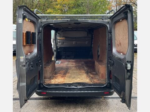 Renault Trafic 1.6 dCi 29 Business+ Panel Van 5dr Diesel Manual LWB Standard Roof Euro 6 ( 11