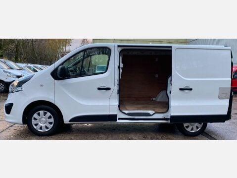 Vauxhall Vivaro 1.6 CDTi 2700 BiTurbo Sportive Panel Van 5dr Diesel Manual L1 H1 Euro 6 (s/ 21