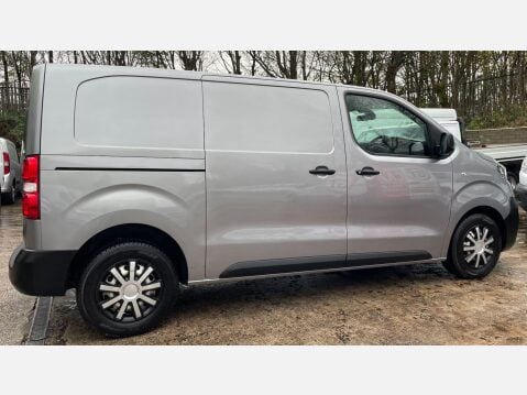 Peugeot Expert 2.0 BlueHDi 1400 Professional Standard Panel Van MWB Euro 6 (s/s) 6dr 9