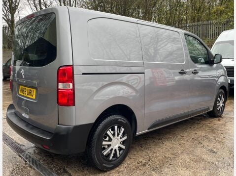 Peugeot Expert 2.0 BlueHDi 1400 Professional Standard Panel Van MWB Euro 6 (s/s) 6dr 10