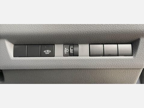 Peugeot Expert 2.0 BlueHDi 1400 Professional Standard Panel Van MWB Euro 6 (s/s) 6dr 27