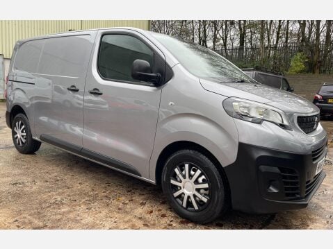 Peugeot Expert 2.0 BlueHDi 1400 Professional Standard Panel Van MWB Euro 6 (s/s) 6dr 5