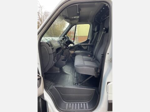 Vauxhall Movano 2.3 CDTi 3300 Expression Panel Van 5dr Diesel Manual FWD L2 H2 Euro 5 (100 33