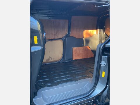 Ford Transit Connect 1.5 240 EcoBlue Limited Panel Van 5dr Diesel Auto L2 Euro 6 (s/s) (120 ps) 24