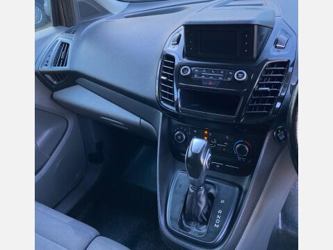 Ford Transit Connect 1.5 240 EcoBlue Limited Panel Van 5dr Diesel Auto L2 Euro 6 (s/s) (120 ps) 41