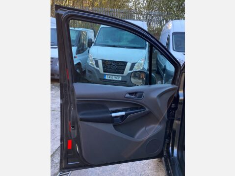 Ford Transit Connect 1.5 240 EcoBlue Limited Panel Van 5dr Diesel Auto L2 Euro 6 (s/s) (120 ps) 45