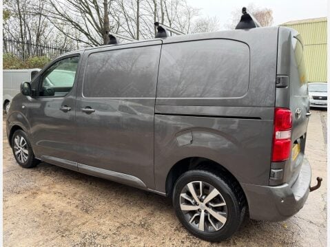 Toyota Proace 2.0D Design Medium Panel Van 5dr Diesel Manual MWB Euro 6 (s/s) (120 ps) 16