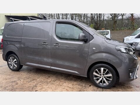 Toyota Proace 2.0D Design Medium Panel Van 5dr Diesel Manual MWB Euro 6 (s/s) (120 ps) 6