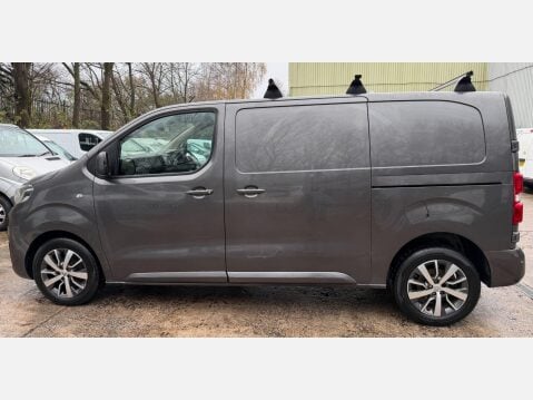 Toyota Proace 2.0D Design Medium Panel Van 5dr Diesel Manual MWB Euro 6 (s/s) (120 ps) 18