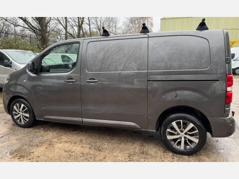 Toyota Proace 2.0D Design Medium Panel Van 5dr Diesel Manual MWB Euro 6 (s/s) (120 ps) 17