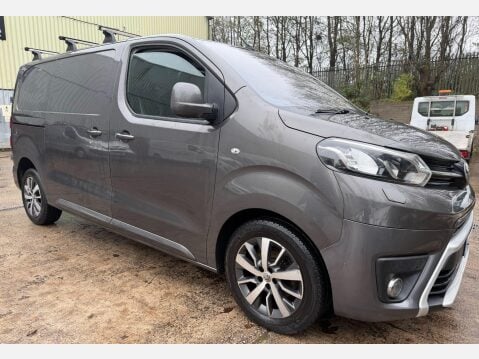 Toyota Proace 2.0D Design Medium Panel Van 5dr Diesel Manual MWB Euro 6 (s/s) (120 ps) 4
