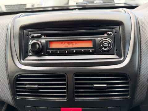 Fiat Doblo 1.6 JTD MultiJet 16v Maxi Panel Van 4dr Diesel Manual L2 H1 (144 g/km, 105 36