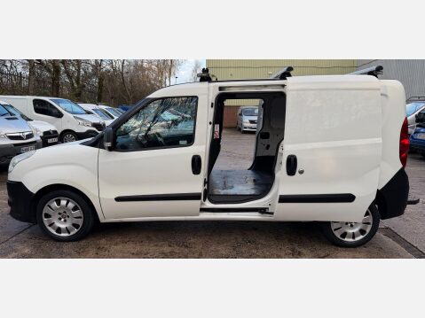 Fiat Doblo 1.6 JTD MultiJet 16v Maxi Panel Van 4dr Diesel Manual L2 H1 (144 g/km, 105 23