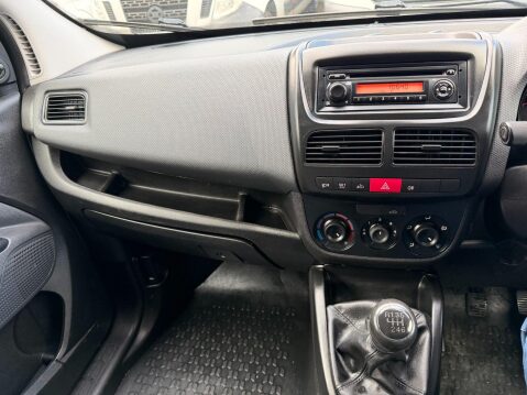 Fiat Doblo 1.6 JTD MultiJet 16v Maxi Panel Van 4dr Diesel Manual L2 H1 (144 g/km, 105 35