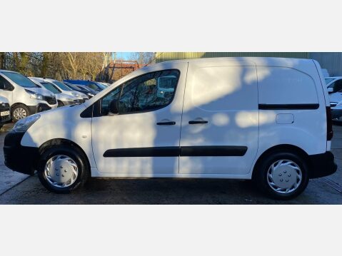 Citroen Berlingo 1.6 BlueHDi 625 LX Panel Van 5dr Diesel Manual L1 (s/s) (111 g/km, 100 bhp) 21