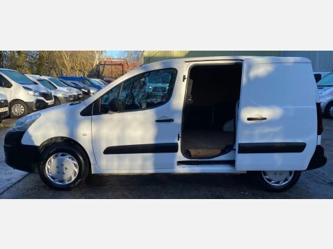 Citroen Berlingo 1.6 BlueHDi 625 LX Panel Van 5dr Diesel Manual L1 (s/s) (111 g/km, 100 bhp) 22