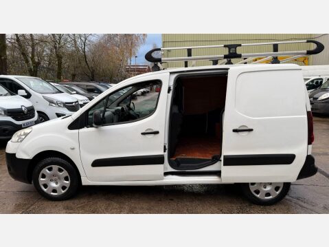 Peugeot Partner 1.6 HDi 850 S Panel Van 4dr Diesel Manual L1 (132 g/km, 90 bhp) 21