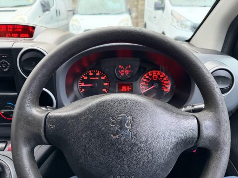 Peugeot Partner 1.6 HDi 850 S Panel Van 4dr Diesel Manual L1 (132 g/km, 90 bhp) 29