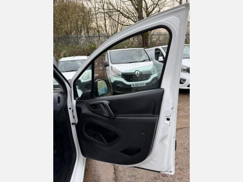 Peugeot Partner 1.6 HDi 850 S Panel Van 4dr Diesel Manual L1 (132 g/km, 90 bhp) 27