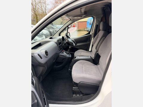 Peugeot Partner 1.6 HDi 850 S Panel Van 4dr Diesel Manual L1 (132 g/km, 90 bhp) 35