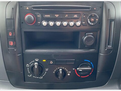 Peugeot Expert 1.6 HDi Panel Van 4dr Diesel Manual L2 H1 (194 g/km, 90 bhp) 41