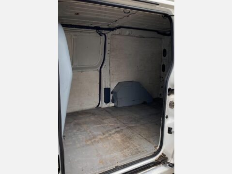 Peugeot Expert 1.6 HDi Panel Van 4dr Diesel Manual L2 H1 (194 g/km, 90 bhp) 23