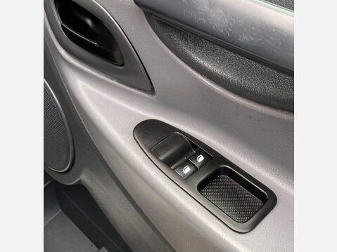 Peugeot Expert 1.6 HDi Panel Van 4dr Diesel Manual L2 H1 (194 g/km, 90 bhp) 31