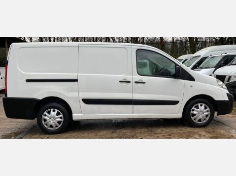 Peugeot Expert 1.6 HDi Panel Van 4dr Diesel Manual L2 H1 (194 g/km, 90 bhp) 9