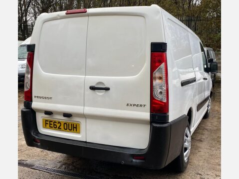 Peugeot Expert 1.6 HDi Panel Van 4dr Diesel Manual L2 H1 (194 g/km, 90 bhp) 14