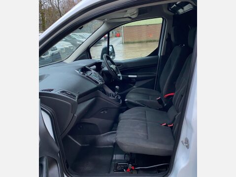 Ford Transit Connect 1.6 TDCi 240 Trend Panel Van 4dr Diesel Manual L2 H1 (128 g/km, 94 bhp) 47