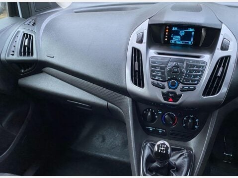Ford Transit Connect 1.6 TDCi 240 Trend Panel Van 4dr Diesel Manual L2 H1 (128 g/km, 94 bhp) 45