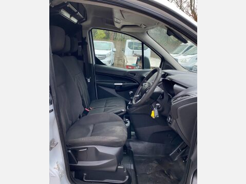 Ford Transit Connect 1.6 TDCi 240 Trend Panel Van 4dr Diesel Manual L2 H1 (128 g/km, 94 bhp) 33