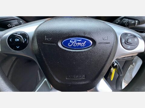 Ford Transit Connect 1.6 TDCi 240 Trend Panel Van 4dr Diesel Manual L2 H1 (128 g/km, 94 bhp) 38