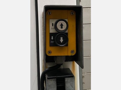 Ford Transit 2.4 TD 350 Luton 3dr Diesel Manual RWD L4 H3 (118 bhp) 16