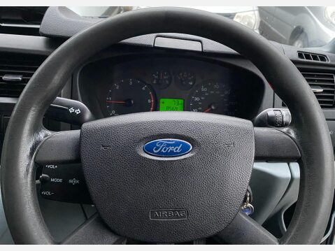 Ford Transit 2.4 TD 350 Luton 3dr Diesel Manual RWD L4 H3 (118 bhp) 30