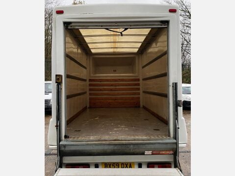 Ford Transit 2.4 TD 350 Luton 3dr Diesel Manual RWD L4 H3 (118 bhp) 14