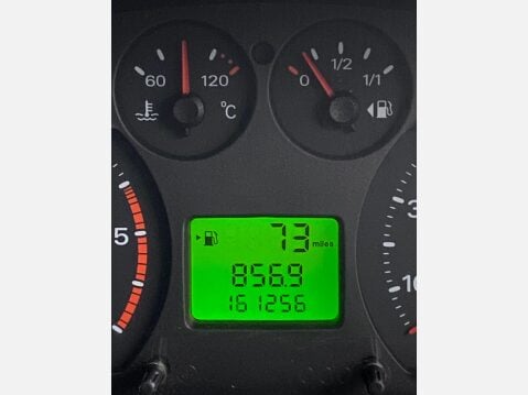 Ford Transit 2.4 TD 350 Luton 3dr Diesel Manual RWD L4 H3 (118 bhp) 31