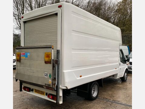 Ford Transit 2.4 TD 350 Luton 3dr Diesel Manual RWD L4 H3 (118 bhp) 10