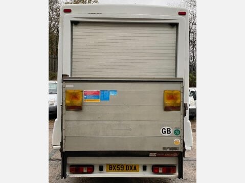 Ford Transit 2.4 TD 350 Luton 3dr Diesel Manual RWD L4 H3 (118 bhp) 12