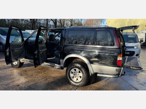 Ford Ranger 2.5 TDdi XLT Thunder Pickup 4dr Diesel Manual 4x4 (107 bhp) 17