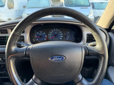 Ford Ranger 2.5 TDdi XLT Thunder Pickup 4dr Diesel Manual 4x4 (107 bhp) 29