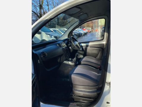 Peugeot Bipper 1.3 HDi S Panel Van 3dr Diesel Manual FWD L1 H1 (124 g/km, 75 bhp) 42