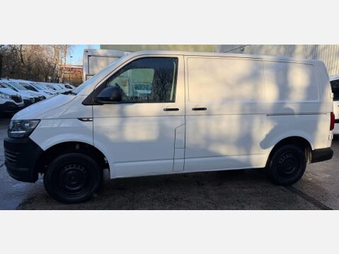 Volkswagen Transporter 2.0 TDI T28 BlueMotion Tech Startline FWD SWB Euro 6 (s/s) 5dr 24
