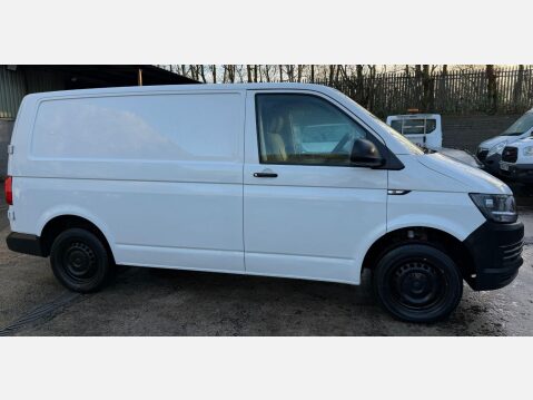 Volkswagen Transporter 2.0 TDI T28 BlueMotion Tech Startline FWD SWB Euro 6 (s/s) 5dr 7