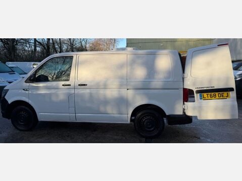 Volkswagen Transporter 2.0 TDI T28 BlueMotion Tech Startline FWD SWB Euro 6 (s/s) 5dr 21