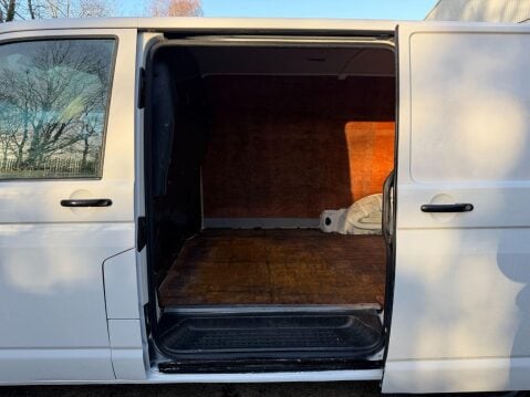 Volkswagen Transporter 2.0 TDI T28 BlueMotion Tech Startline FWD SWB Euro 6 (s/s) 5dr 20