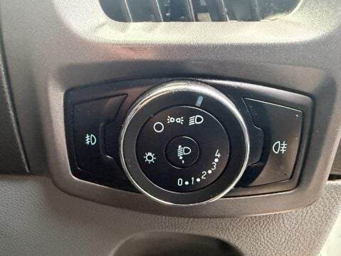 Ford Transit Custom 2.2 TDCi 270 ECOnetic L1 H1 5dr 28